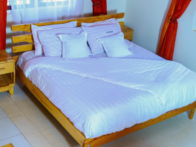 IMG 0056 1024x683 640x480 C