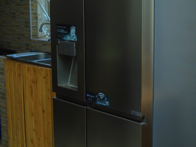 IMG 0156 683x1024 640x480 C