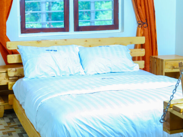 IMG 9992 683x1024 640x480 C